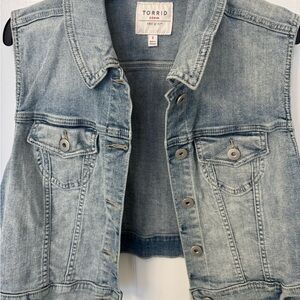 Torrid Denim Women's Light Wash Denim Vest